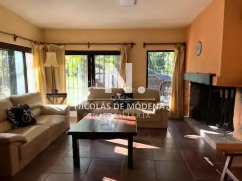 Casa en Alquiler en Playa Mansa, USD 2.200