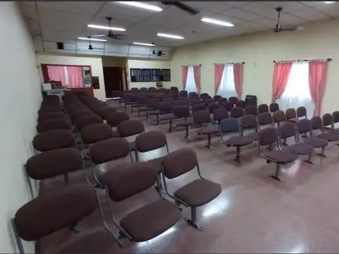 Oficina Monoambiente con 2 baños