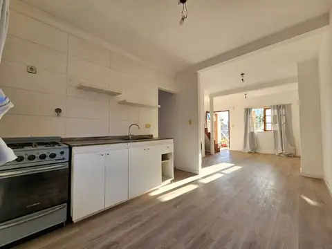 Depto Tipo Casa en Venta de 2 dormitorios