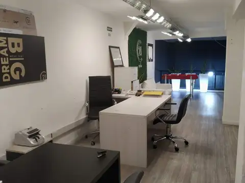 Local en Venta en Recoleta, USD 360.000