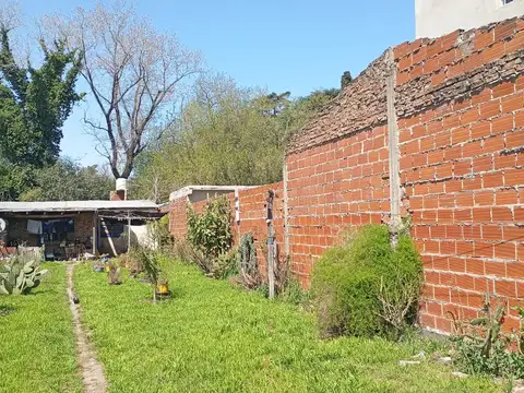 Terreno en Venta 40  mts Fondo