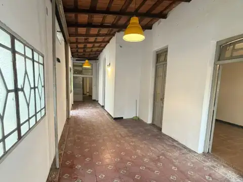 Depto Tipo Casa en Alquiler de 7 ambientes