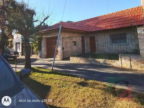 casa 3 Ambientes Lote Propio 210 M2 Aprox Apto Crédito