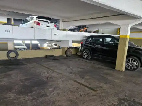 Excelente oportunidad! Venta de cochera!