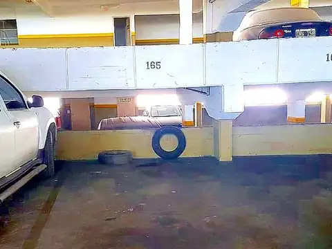 Excelente oportunidad! Venta de cochera!