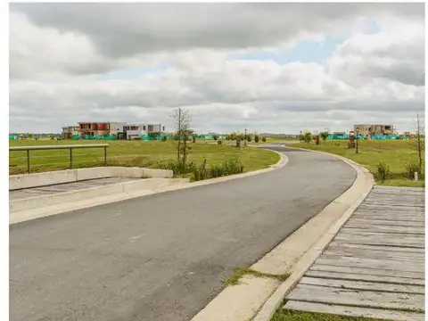 Terreno en Venta 15  mts Frente