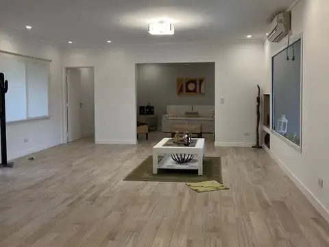 Casa en Los Alamos Club de Campo - tres dormitorios- Pileta - Golf - Tenis - fubol- caballeriza