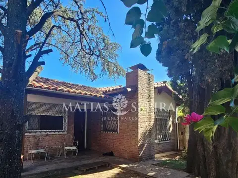 Figueroa Alcorta 132. Entre Pichincha y Felix De Azara