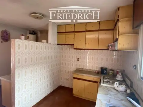 CASA DE 3 AMBIENTES EN EL CENTRO DE GENERAL RODRIGUEZ