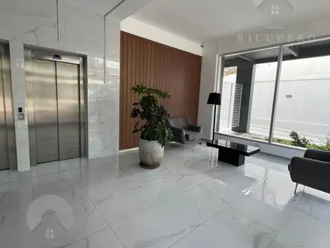 Mitre 300