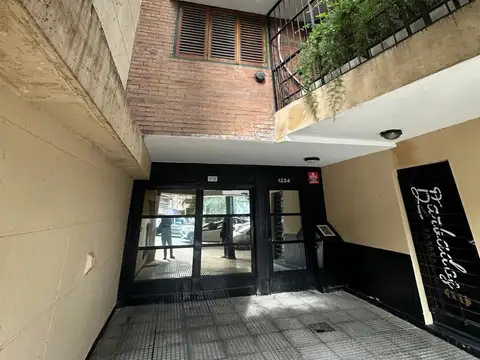 Avenida Directorio 1200