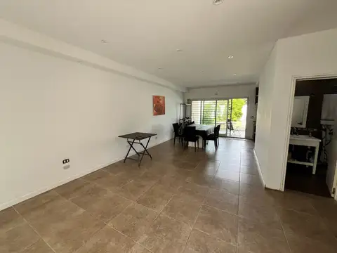 Casa en Venta en Francisco Álvarez, USD 162.000
