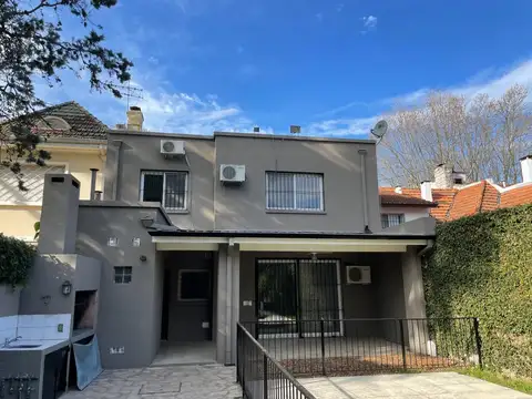 CASA EN ALQUILER EN ACASSUSO