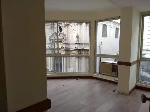 Oficina en Venta 40 años
