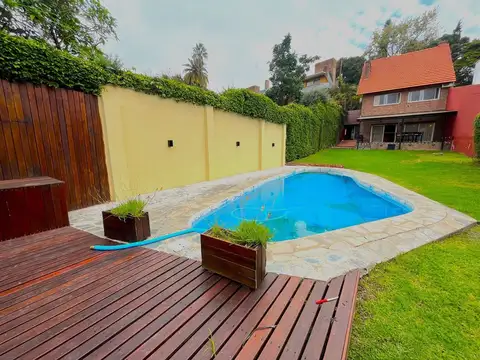 VENTA CHALET EN PUNTA CHICA,   PALACIO SANT SOUCI