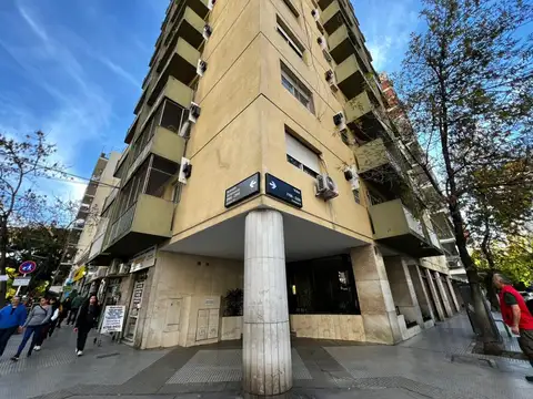 Monoambiente en venta, en Belgrano.