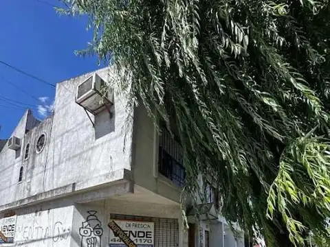 Duplex En Venta En Villa Luzuriaga