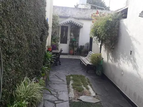 Depto Tipo Casa en Venta en Ramos Mejia, USD 130.000