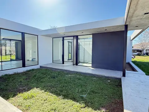 Venta, Casa, 4 Ambientes, Parque, Parrilla, Barrio San Matías, Escobar