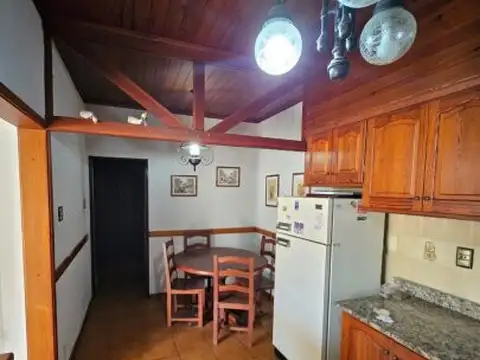 Depto Tipo Casa en Venta 56 años