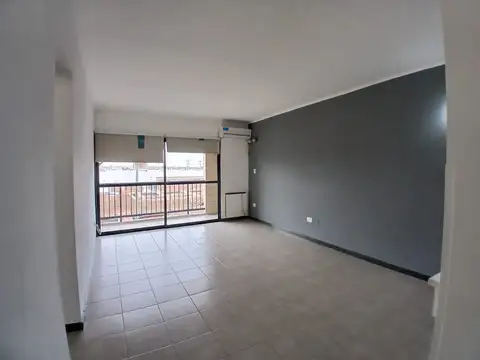 Depto en alquiler con cochera en Barrio El Hornero