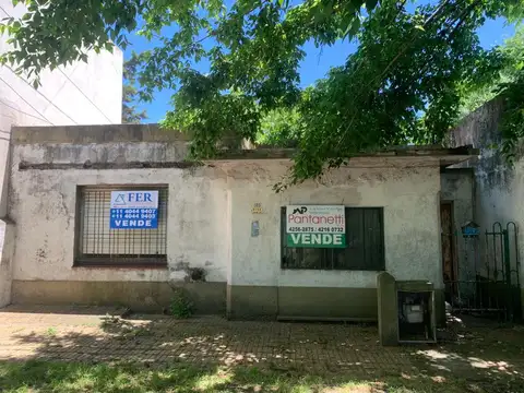 Csa a reciclar o lote en Berazategui centro oportunidad