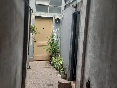 Depto Tipo Casa en Venta 40 años