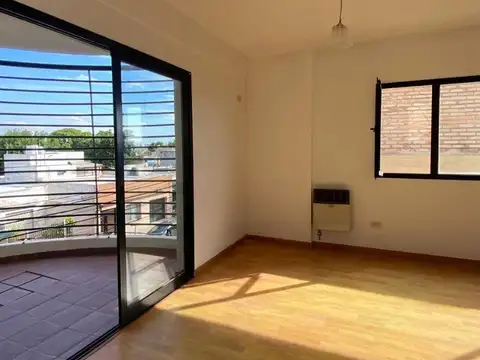 Departamento en Venta en Zarate, USD 87.000