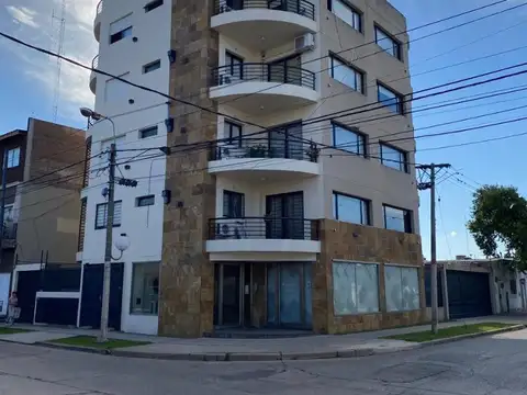 Luminoso departamento dos ambientes a la venta