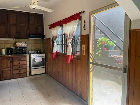 VENTA CASA VILLA TESEI 4 AMBIENTES APTA CREDITO