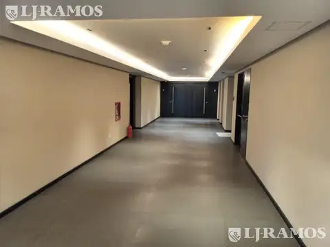 Oficina en Venta al Norte