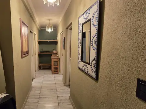 Depto Tipo Casa 5 ambientes con 2 baños
