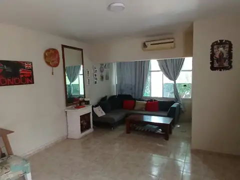 Depto Tipo Casa en Venta de 3 ambientes