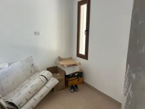 Casa 5 ambientes con 4 baños