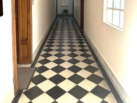 Propiediedad Antigua de categoría en excelente ubicación,
