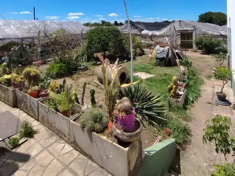 Terreno en Venta en Francisco Alvarez, USD 450.000