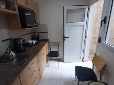 EXCLUSIVO DEPARTAMENTO 3 AMB. PB RECICLADO A NUEVO.