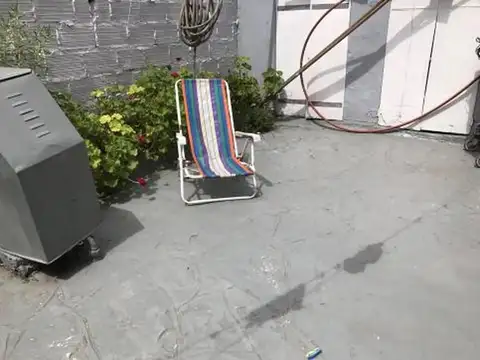 Depto Tipo Casa en Venta en Castelar, USD 100.000