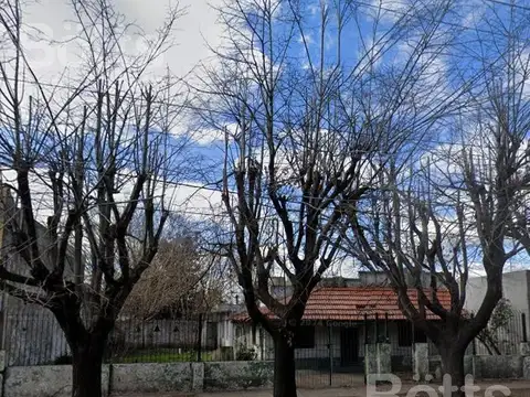 Terreno en LAVALLOL PARTIDO DE LOMAS DE ZAMORA PCIA. DE BS. AS.