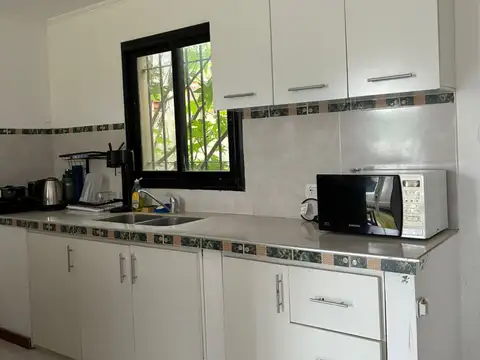 VENTA CASA 4 AMB BARRIO TRES DE ENERO MONTE A.CRED