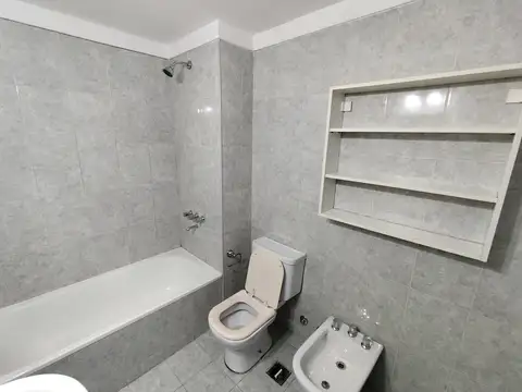 Departamento en Alquiler con 1 cochera