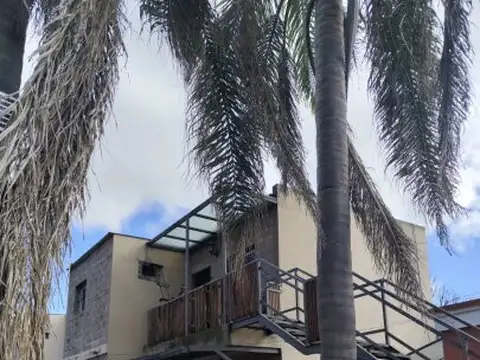 Depto Tipo Casa en Venta de 2 ambientes