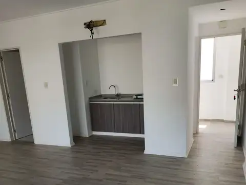 OFICINA EN ALQUILER, COCINA, BAÑO, LA PLATA CENTRO