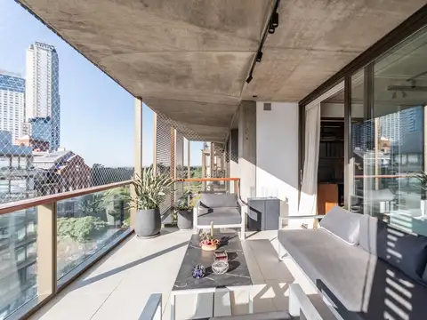 Petrona Eyle 300
