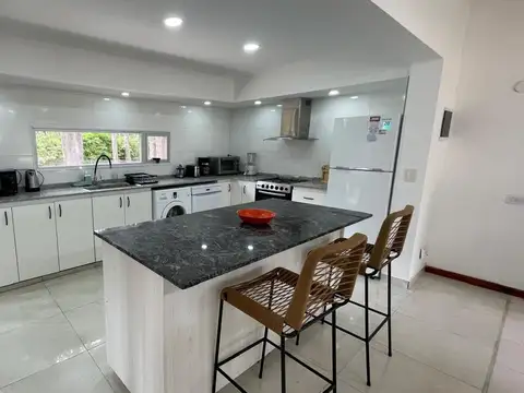 Casa en Alquiler Temporal al Oeste