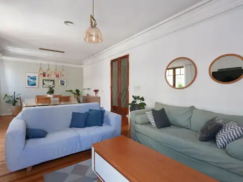 Depto Tipo Casa en Venta 68 años