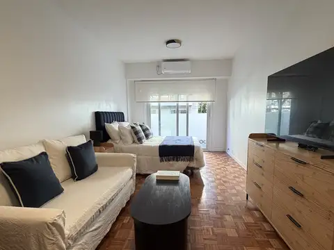 “DUEÑO DIRECTO | MONOAMBIENTE PREMIUM EN RECOLETA | MUY LUMINOSO | BALCÓN | VISTA ABIERTA”