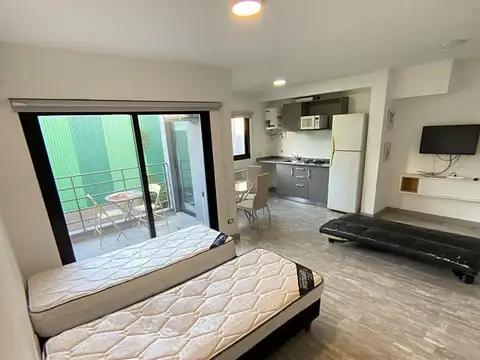 AMBIENTE UNICO AMUEBLADO IDEAL ALQUILER TEMPORARIO