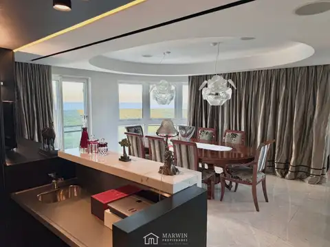 Departamento en Venta con 3 cocheras