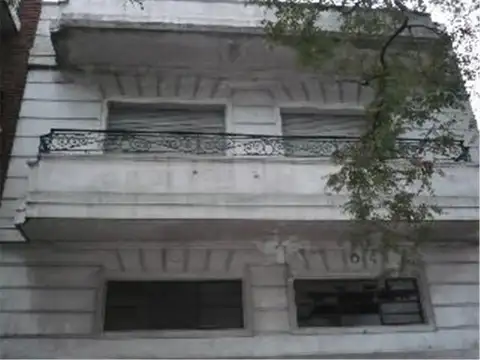 Avenida Almafuerte 800